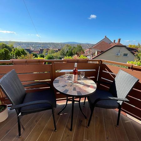 Bellavista 1 Apartman Егер Екстериор снимка