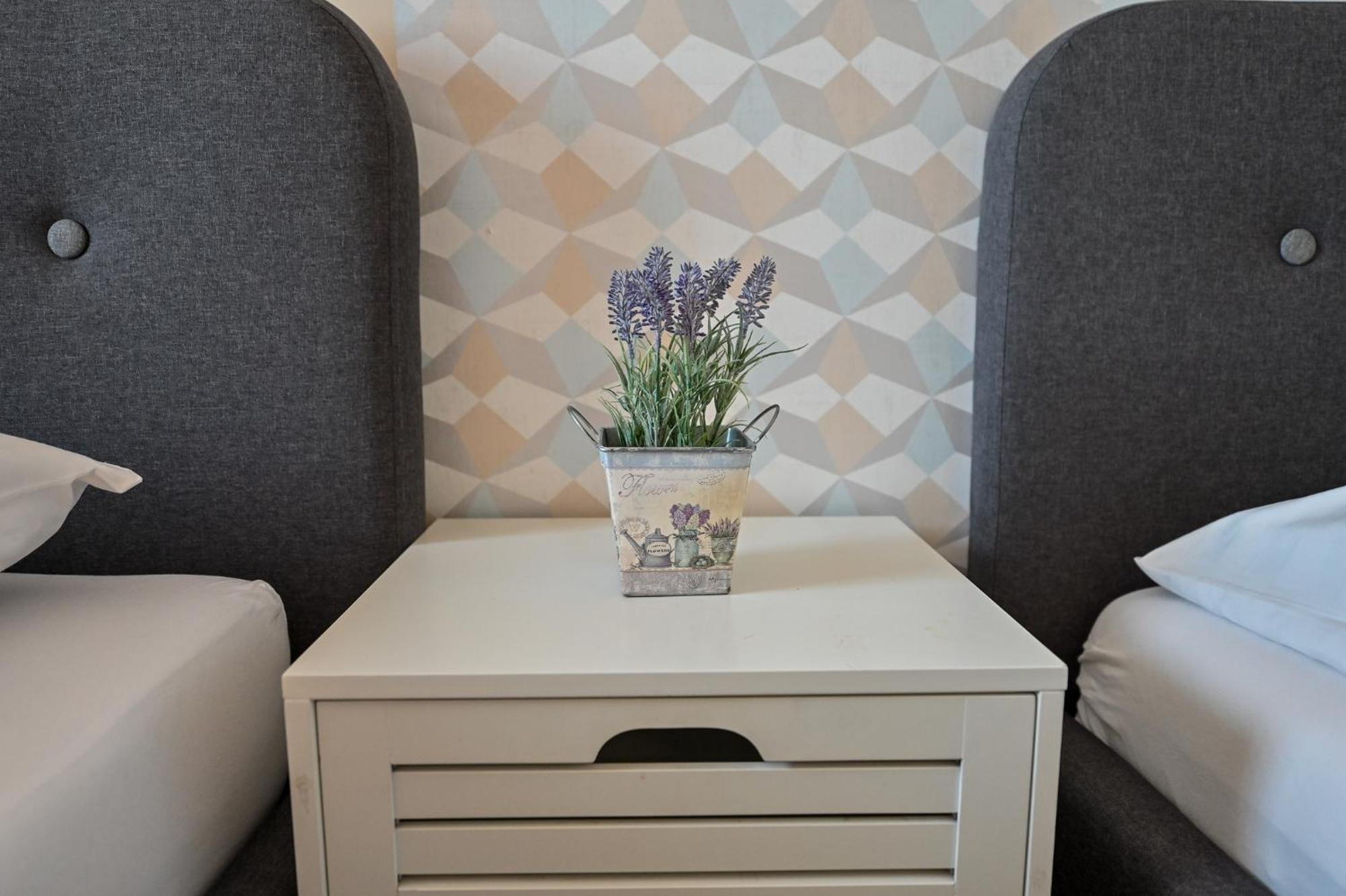 Bellavista 1 Apartman Егер Екстериор снимка