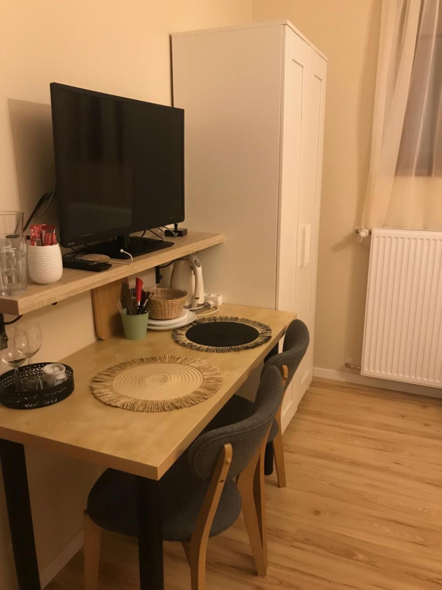 Bellavista 1 Apartman Егер Екстериор снимка